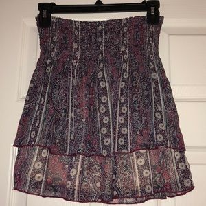 Abercrombie & Fitch tiered skirt size S